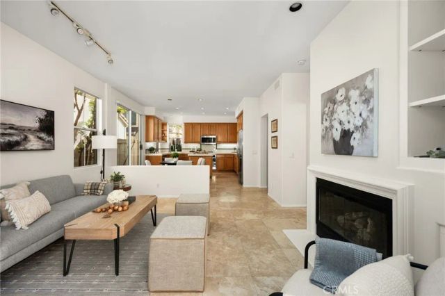37 Del Cambrea, Irvine, CA 92606