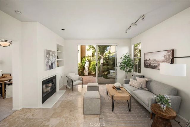 37 Del Cambrea, Irvine, CA 92606