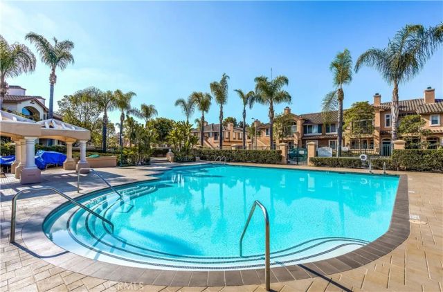 37 Del Cambrea, Irvine, CA 92606