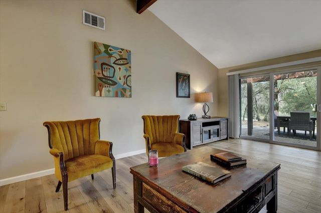 23447 Wayfarer Ct, Auburn, CA 95602