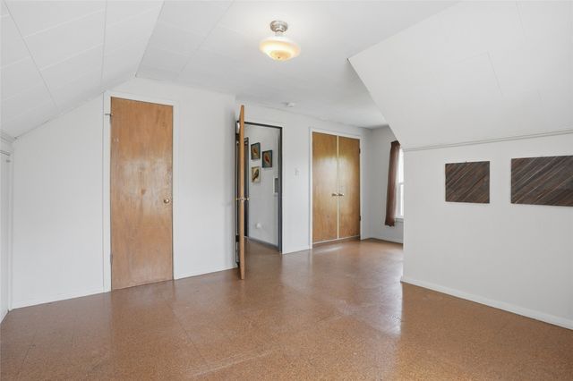 642 Prairie NE, Cedar Rapids, IA 52402