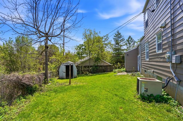 642 Prairie NE, Cedar Rapids, IA 52402