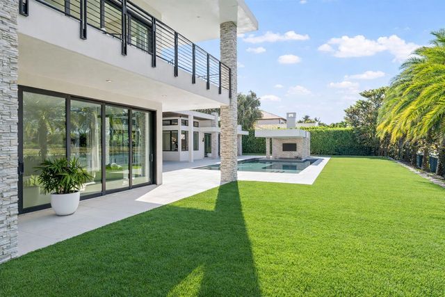 12381 Cypress Island Way, Wellington, FL 33414