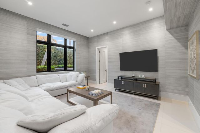 12381 Cypress Island Way, Wellington, FL 33414