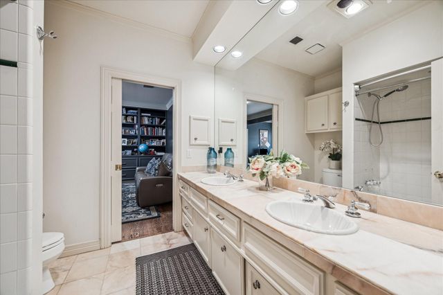 4832 Post Oak Timber Drive, Houston, TX 77056