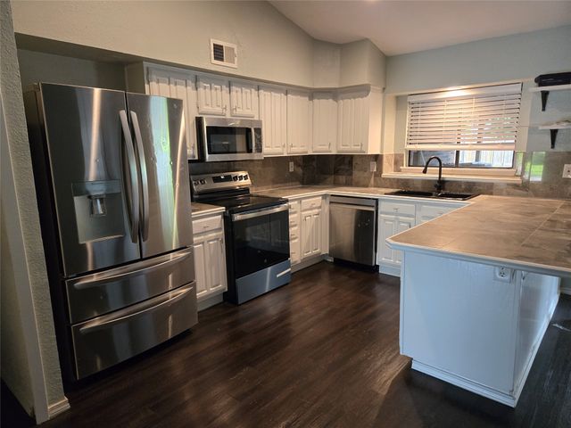 7005 Wills Drive, Garland, TX 75043
