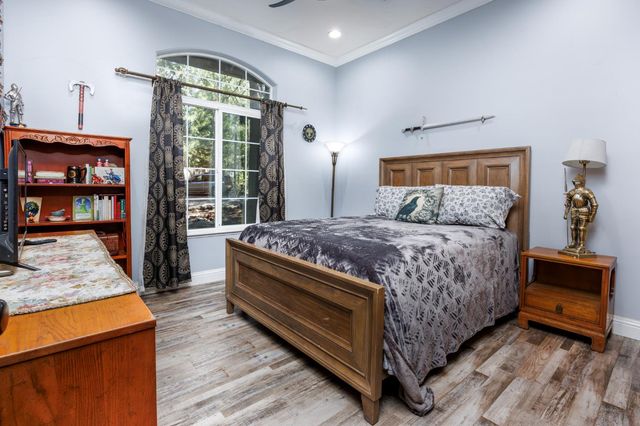 21063 Sierra Circle Dr, Pioneer, CA 95666