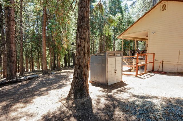 21063 Sierra Circle Dr, Pioneer, CA 95666
