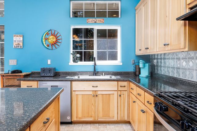 21063 Sierra Circle Dr, Pioneer, CA 95666