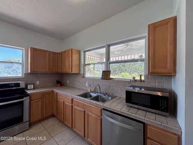 9590 Primrose Drive, Micco, FL 32976