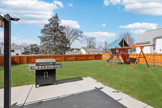 709 Spruce Street, Sauk City, WI 53583