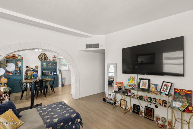 4132 N 28TH Drive, Phoenix, AZ 85017