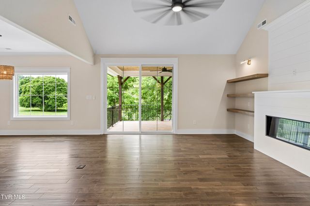 130 Jessicas Way, Johnson City, TN 37615