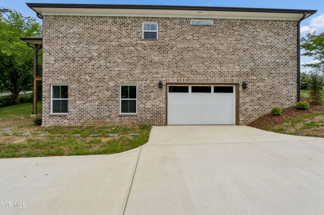 130 Jessicas Way, Johnson City, TN 37615
