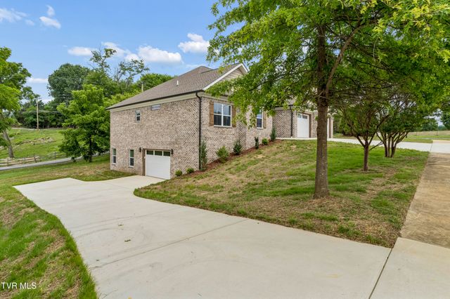 130 Jessicas Way, Johnson City, TN 37615