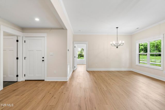 130 Jessicas Way, Johnson City, TN 37615