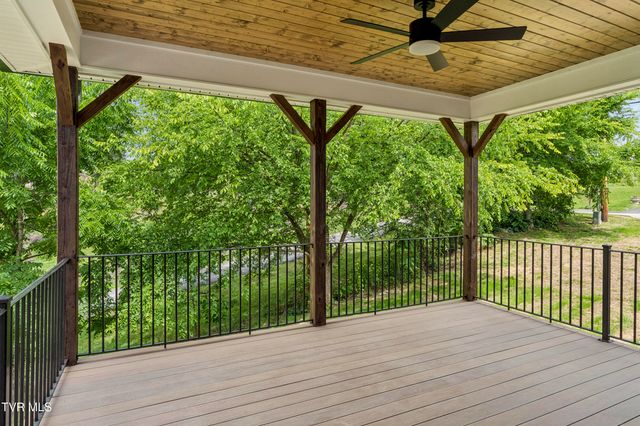 130 Jessicas Way, Johnson City, TN 37615
