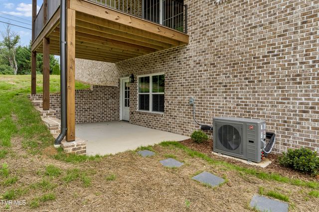 130 Jessicas Way, Johnson City, TN 37615