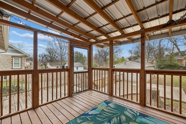 1306 Howard Ave, Nashville, TN 37216