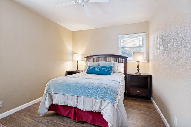 511 Simmons Drive, Euless, TX 76040