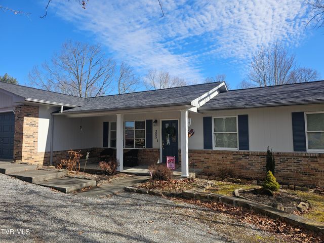 305 Southeast Apple Drive, Wise, VA 24293
