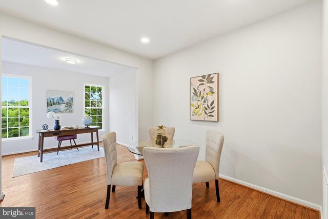 12972 PARK CRESCENT CIR, Herndon, VA 20171