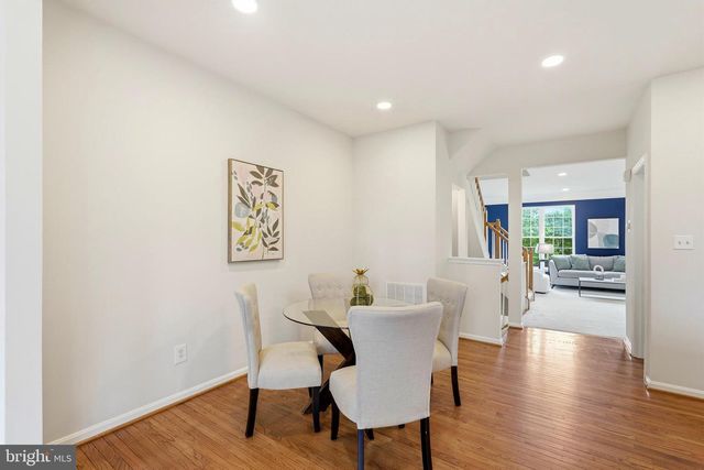12972 PARK CRESCENT CIR, Herndon, VA 20171