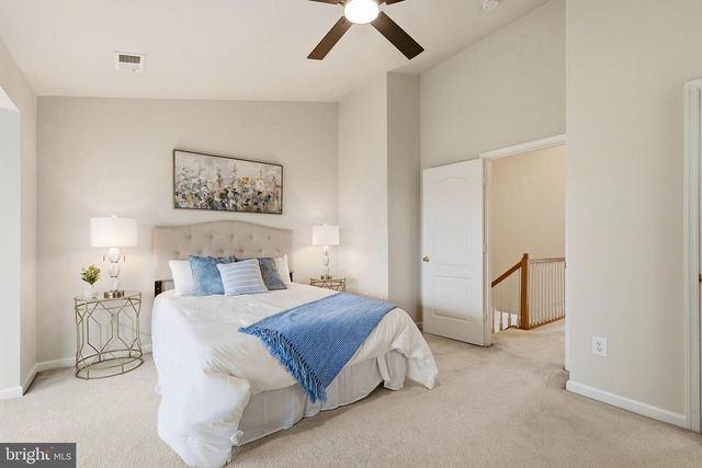 12972 PARK CRESCENT CIR, Herndon, VA 20171