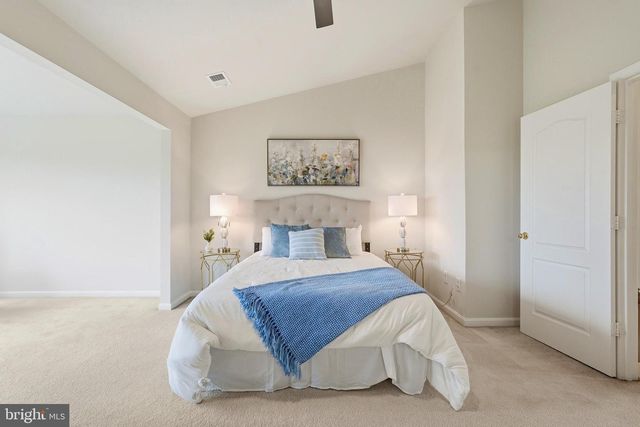 12972 PARK CRESCENT CIR, Herndon, VA 20171