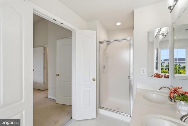 12972 PARK CRESCENT CIR, Herndon, VA 20171