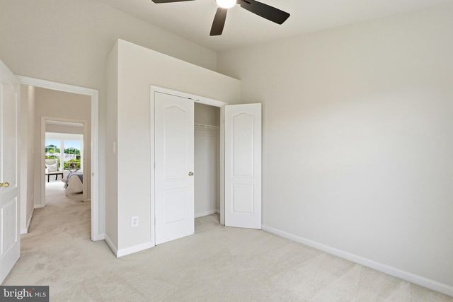 12972 PARK CRESCENT CIR, Herndon, VA 20171