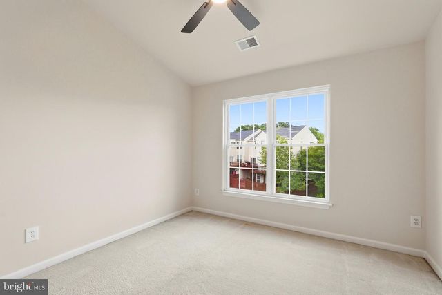 12972 PARK CRESCENT CIR, Herndon, VA 20171