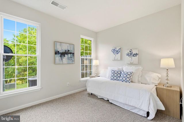 12972 PARK CRESCENT CIR, Herndon, VA 20171