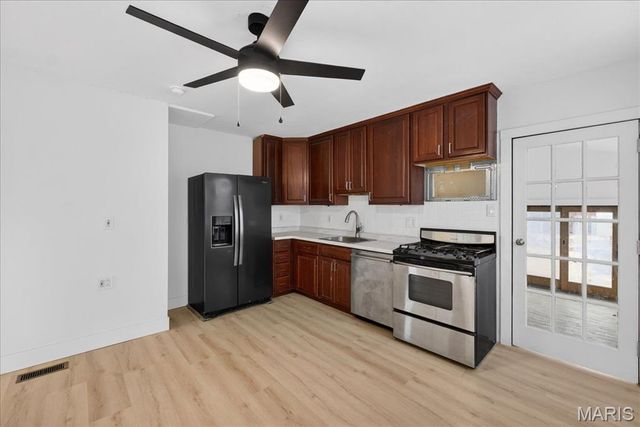 3815 Bayless Avenue, St Louis, MO 63125