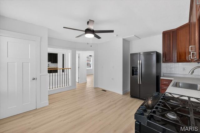 3815 Bayless Avenue, St Louis, MO 63125