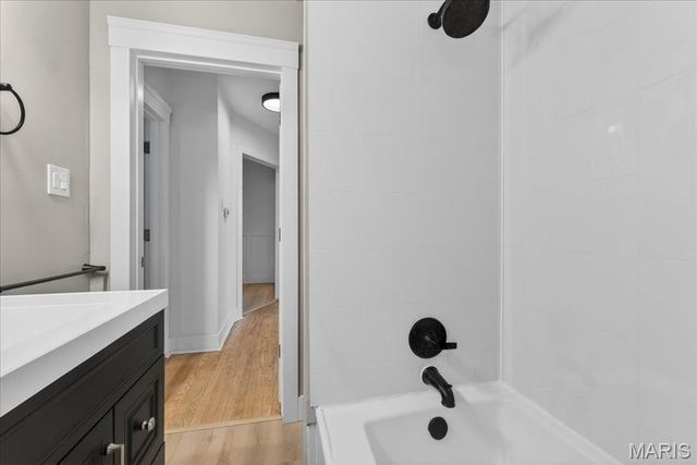 3815 Bayless Avenue, St Louis, MO 63125