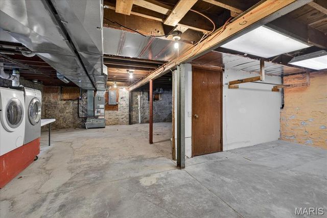 3815 Bayless Avenue, St Louis, MO 63125