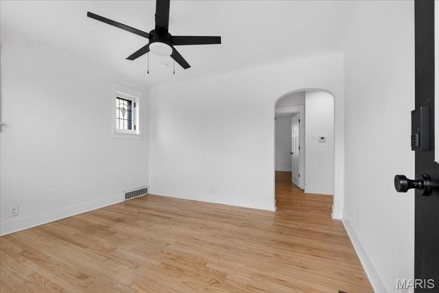 3815 Bayless Avenue, St Louis, MO 63125