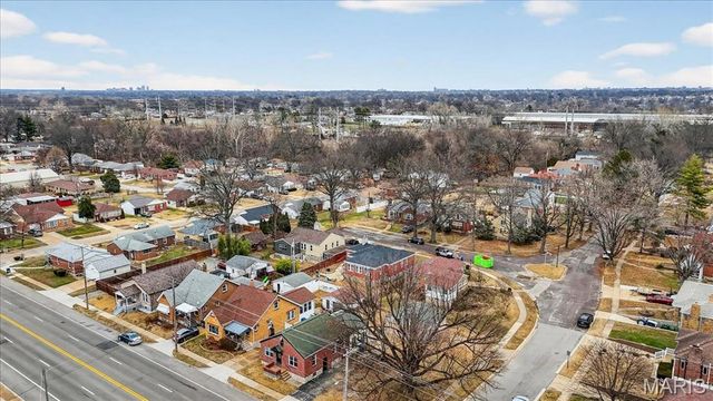 3815 Bayless Avenue, St Louis, MO 63125
