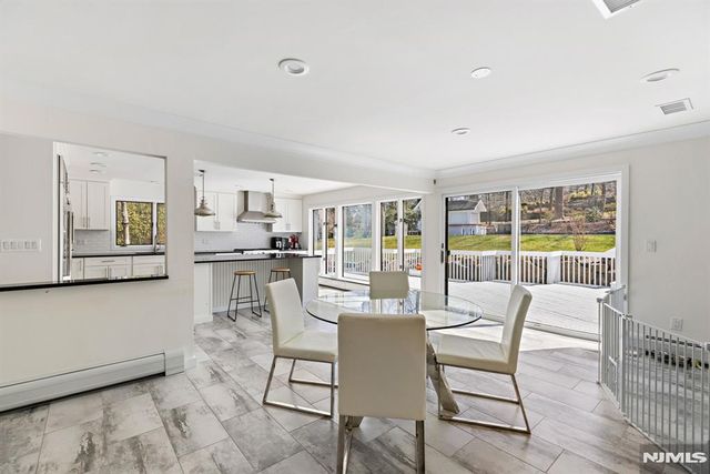 1 Hemlock Drive, Cresskill, NJ 07626