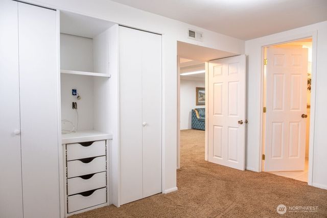 609 W Whitman Drive, College Place, WA 99324