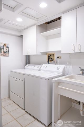 609 W Whitman Drive, College Place, WA 99324