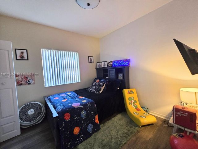 1236 NE 32nd Ave, Homestead, FL 33033