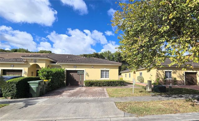 1236 NE 32nd Ave, Homestead, FL 33033