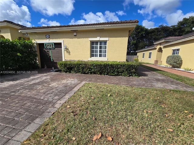 1236 NE 32nd Ave, Homestead, FL 33033