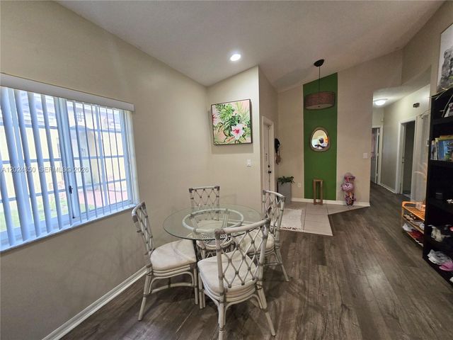 1236 NE 32nd Ave, Homestead, FL 33033