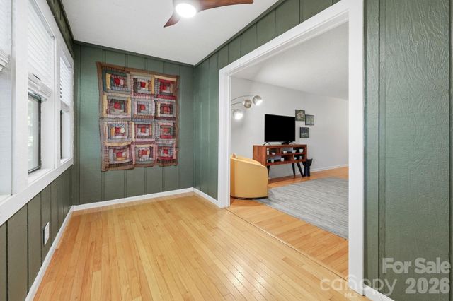 1503 Abbey Circle, Asheville, NC 28805