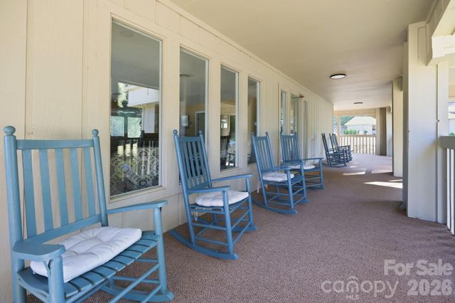 1503 Abbey Circle, Asheville, NC 28805