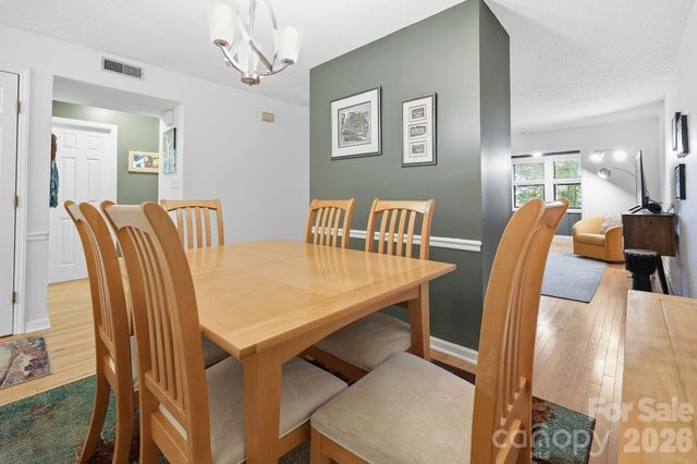 1503 Abbey Circle, Asheville, NC 28805