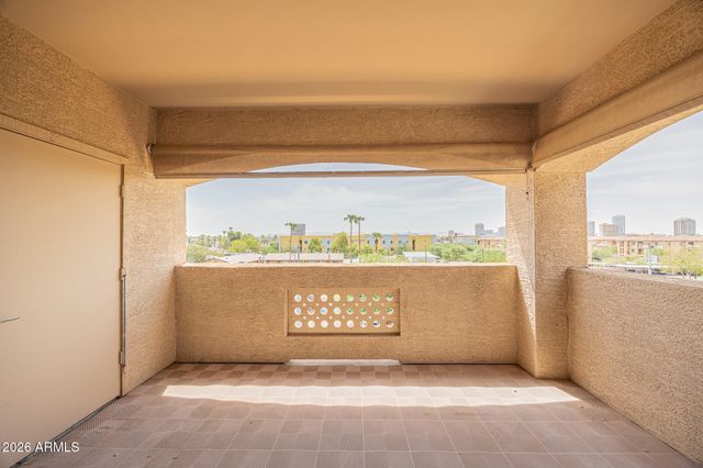 920 E DEVONSHIRE Avenue 4003, Phoenix, AZ 85014